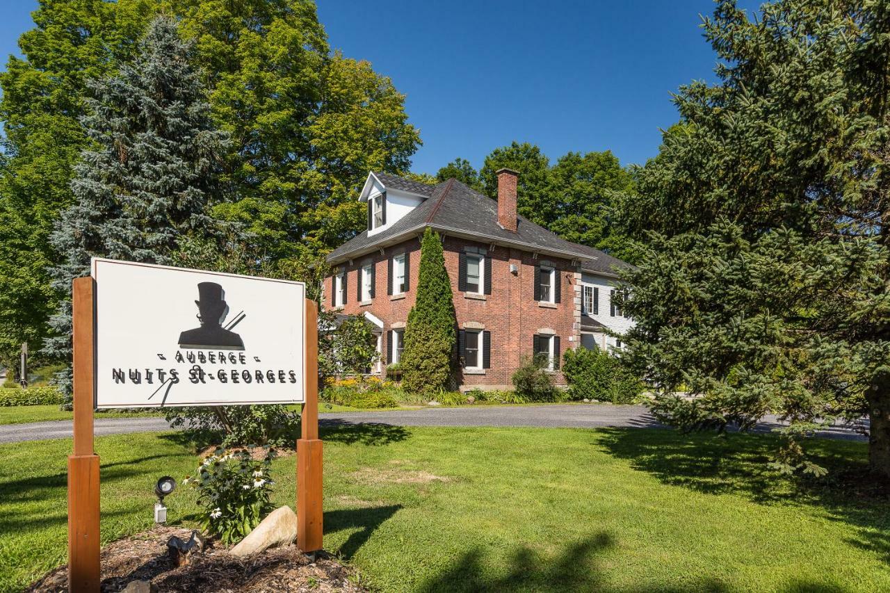 Auberge Nuits De St-Georges Bromont Exteriör bild