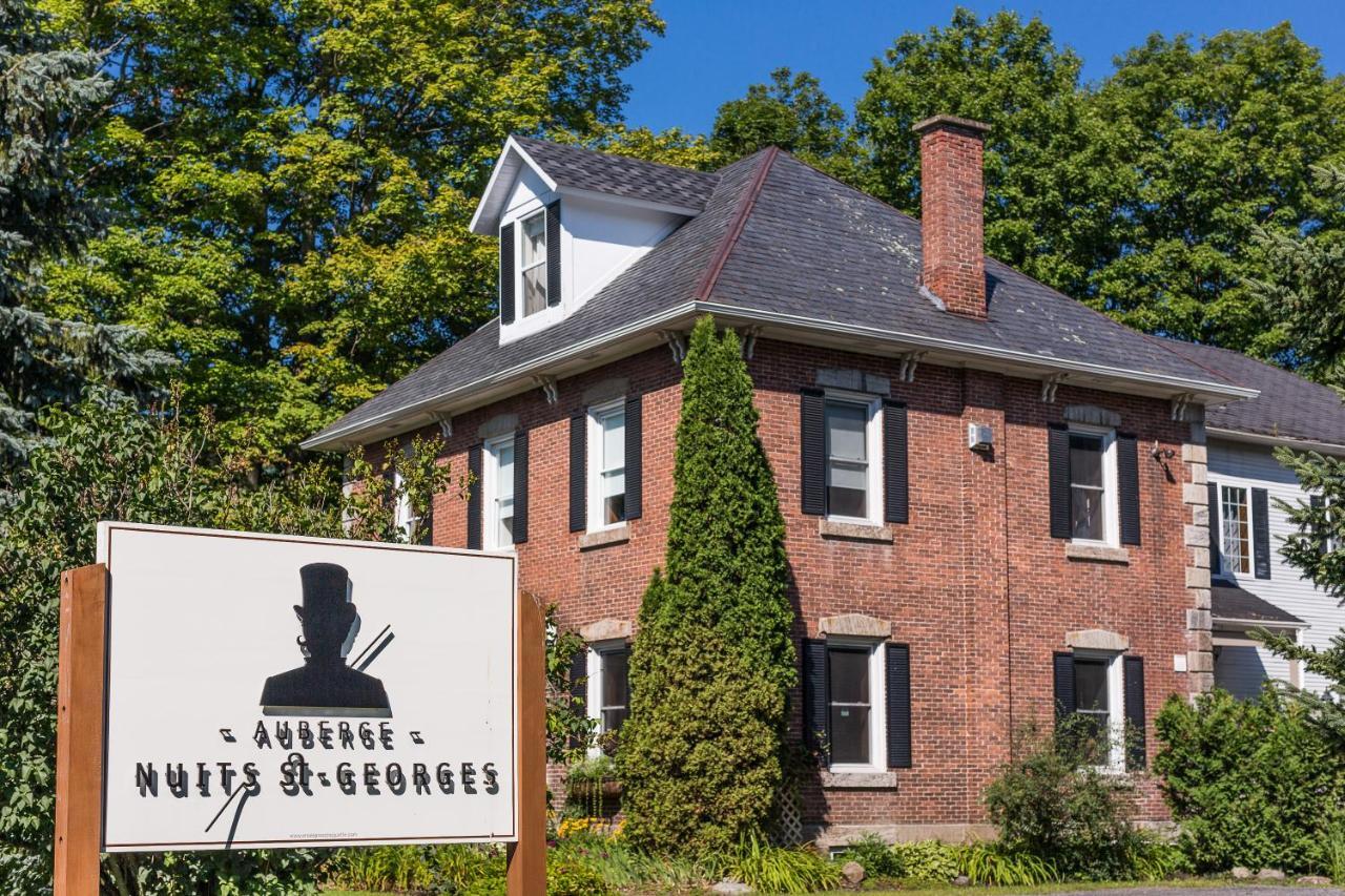 Auberge Nuits De St-Georges Bromont Exteriör bild